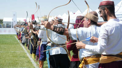 Malazgirt’te “954. Yıl Açık Hava Özel Puta Koşusu” Türkiye finalleri nefes kesti
