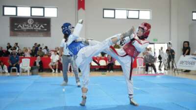 Minikler Taekwondo Şampiyonası Yenişehiri’de yapıldı
