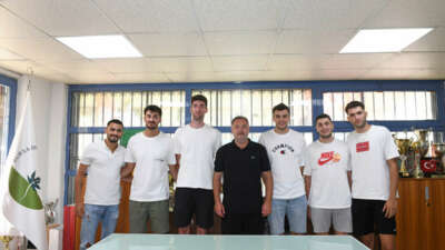 Osmangazi Belediyespor voleybol takımına 6 yeni transfer