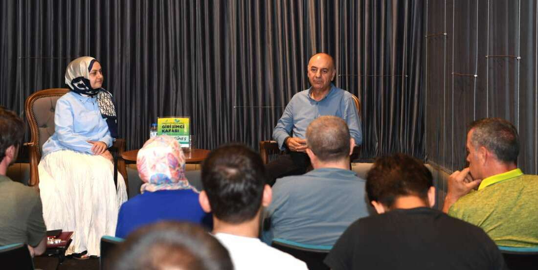 Osmangazi’de gençleri girişimciliğe teşvik eden buluşmalar Osmangazi Belediyesi, düzenlediği söyleşilerle