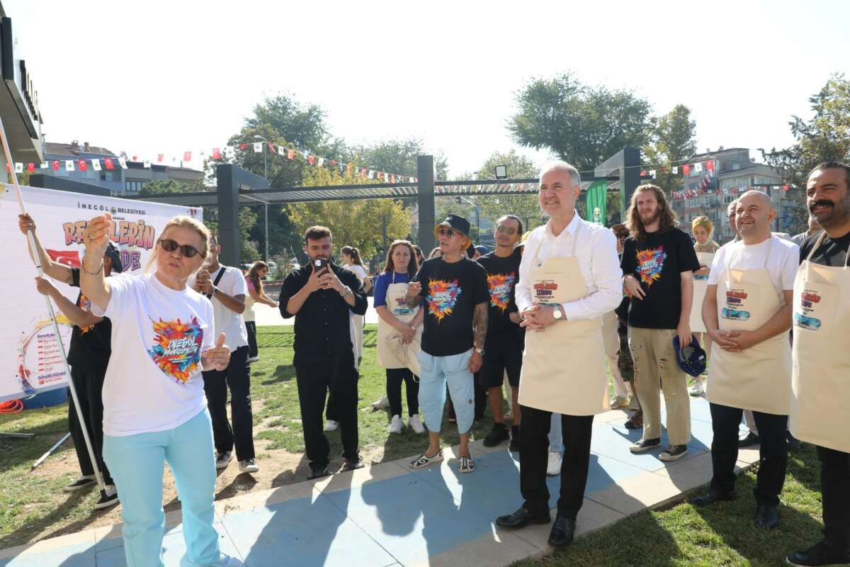 Renklerin izinde duvar resimleri festivali başladı