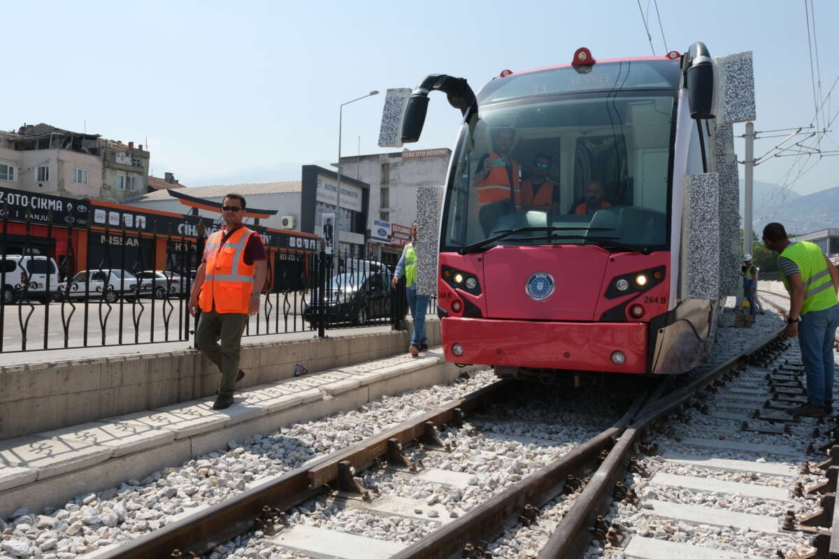Bursa’da ulaşımda yeni dönem: Terminal-Heykel hattında test sürüşleri başladı