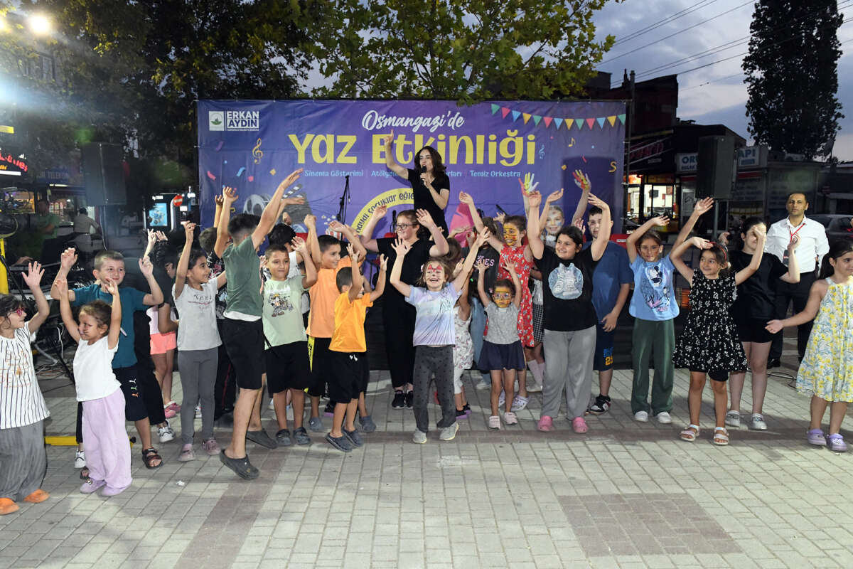 Osmangazi’de yaz etkinliklerinde çocuklar ve aileler doyasıya eğlendi