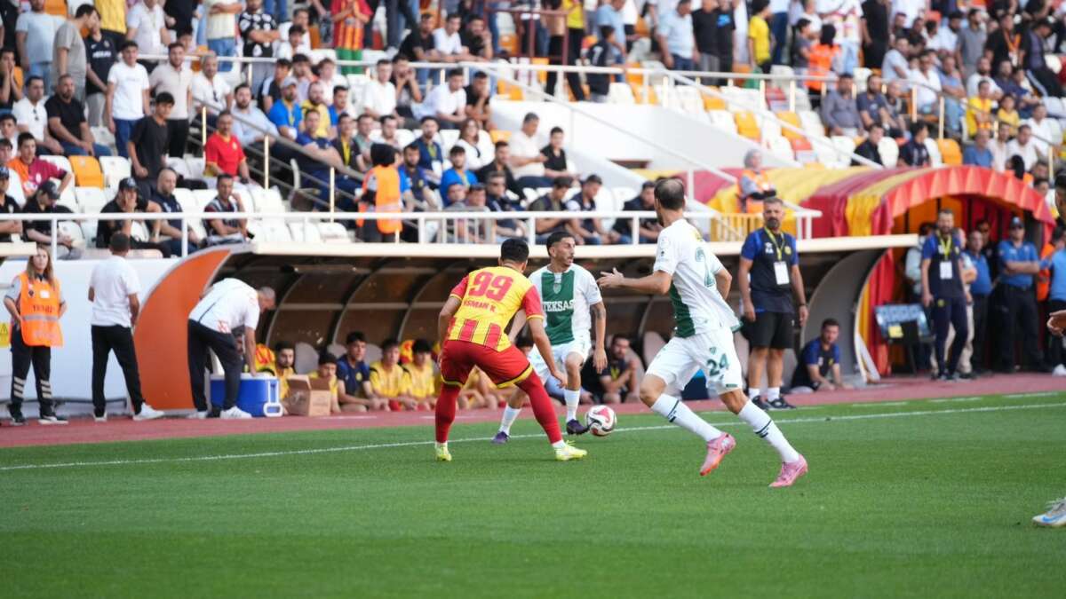 TFF 2. Lig: Yeni Malatyaspor 0-8 Bursaspor