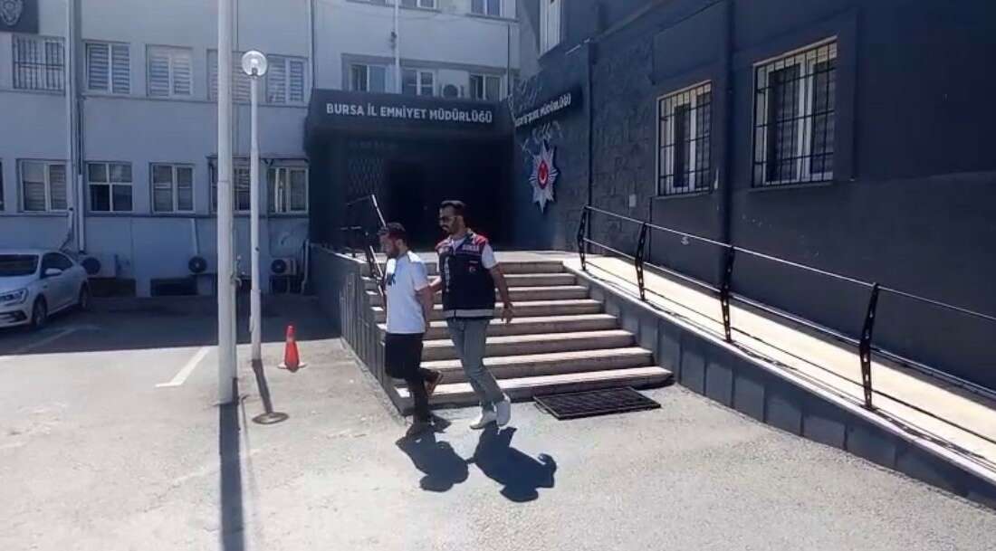 Bursa’da ATM’den para çekmek