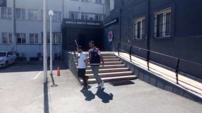 ATM’ye geleni sahte dekontla dolandırdı, polisten kaçamadı