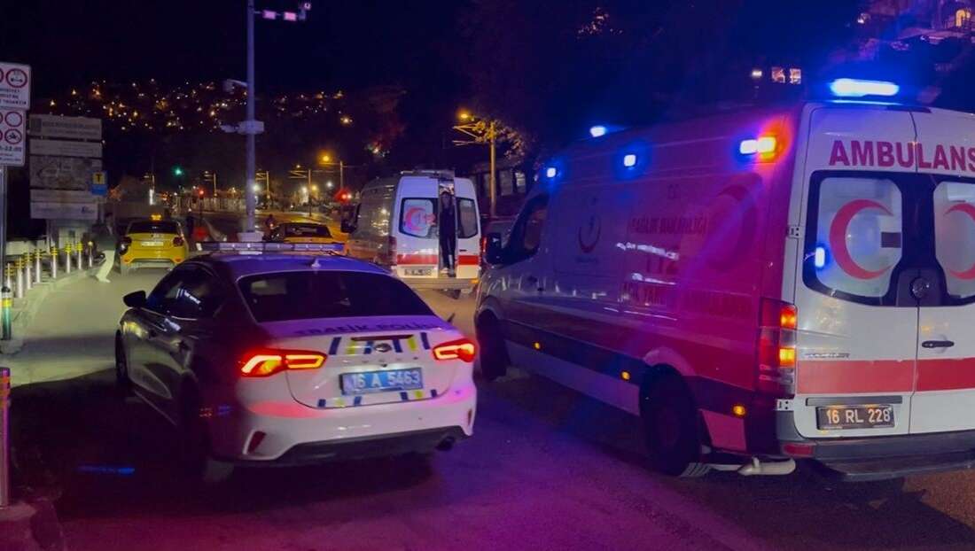 Bursa'da boş yolda ilerleyen