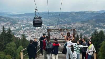 Osmangazi Belediyesi başarılı öğrencileri Saraybosna’ya götürdü