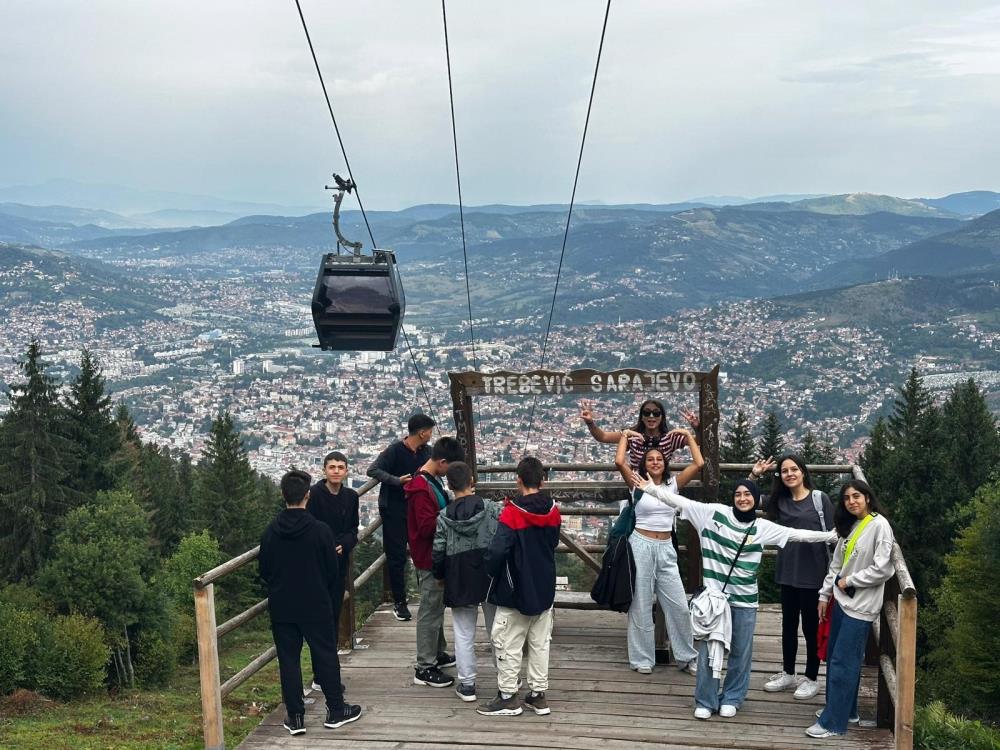 Osmangazi Belediyesi başarılı öğrencileri Saraybosna’ya götürdü
