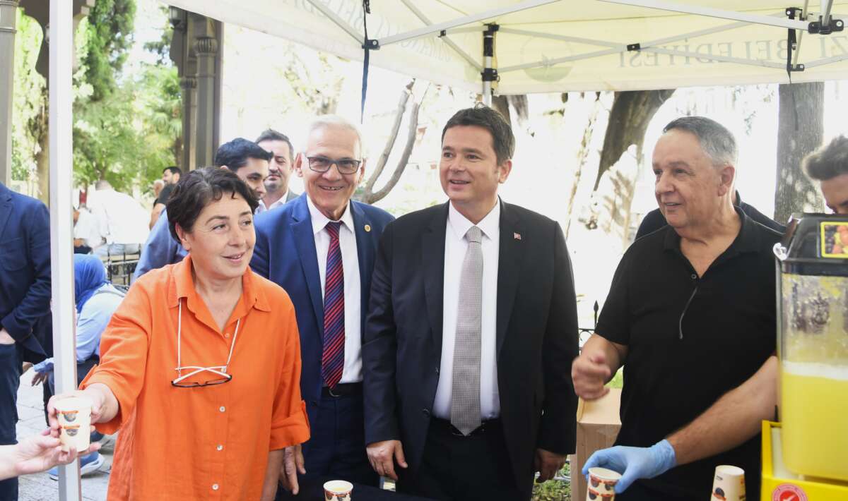 Başkan Aydın Muradiye’de vatandaşlarla bir araya geldi