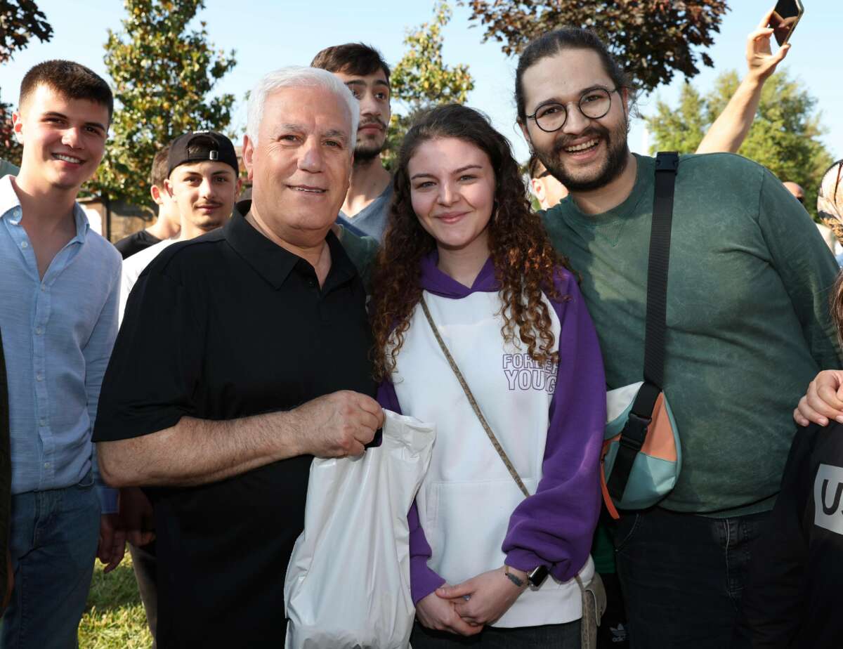  Başkan Bozbey’den eğitim desteği müjdesi