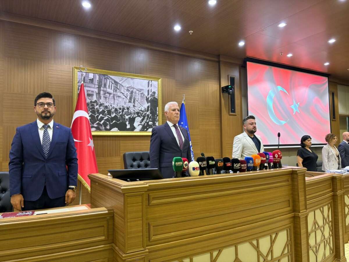 Bursa Büyükşehir Meclisi’nde duygusal anlar!