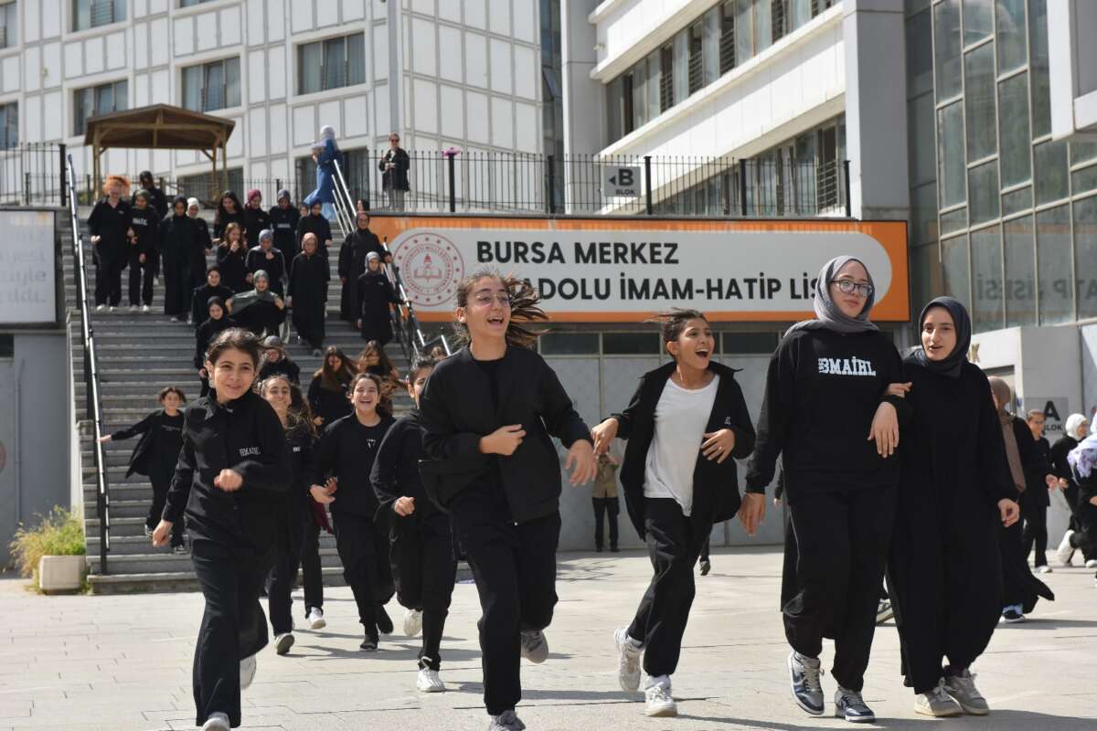 Bursa Yıldırım’da gerçeğini aratmayan tatbikat