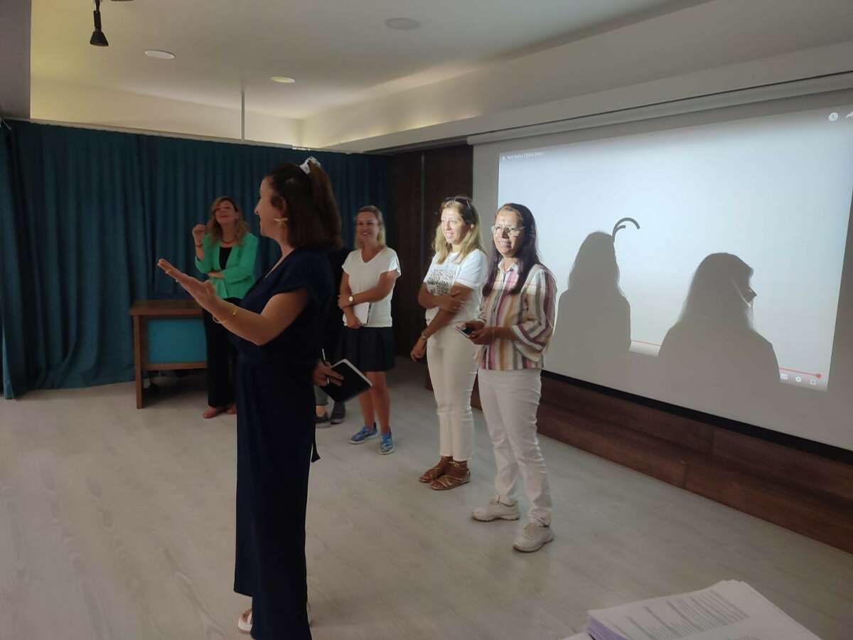 Bursa’da “Türkiye yüzyılı maarif modeli” eğitimleri başladı