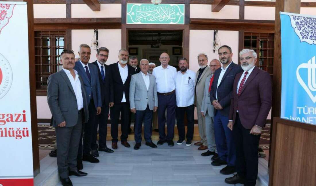 aşkan Mustafa Bozbey, yıkılan