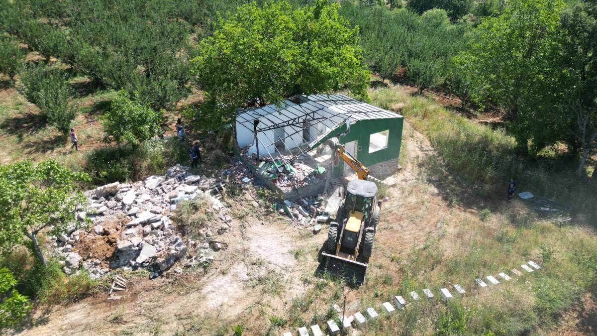 Bursa’da kaçak yapıyla mücadele sürüyor