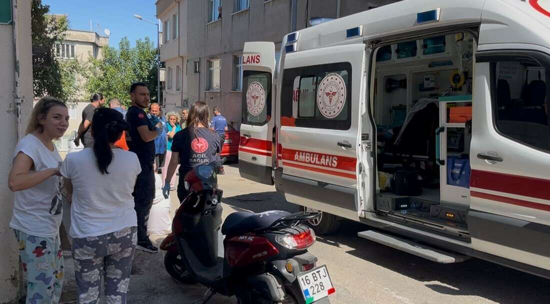 Bursa'da motosiklet ile bisikletin