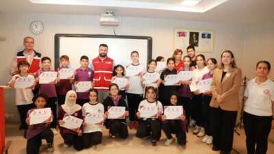 Bursa’da öğrencilere ilk yardım farkındalık eğitimi verildi