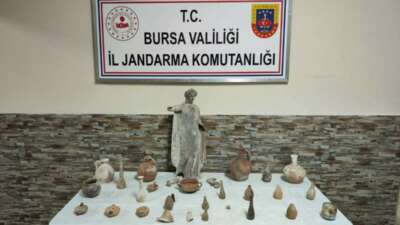 Bursa’da tarihi eser operasyonu: Roma ve Bizans objeleri ele geçirildi