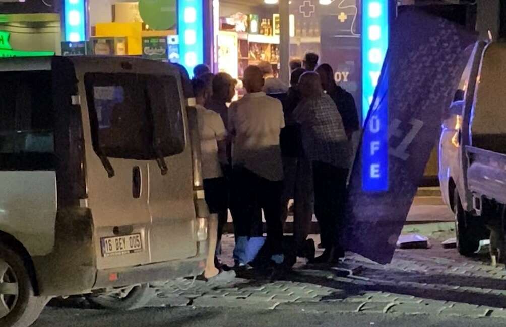 Bursa’da tekel bayisine silahlı saldırı: İşletme sahibi yaralandı Bursa'nın İnegöl ilçesinde faaliyet