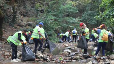 Bursa’da temizlik harekatı sürüyor