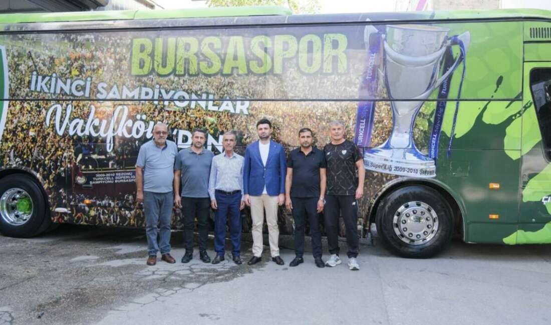 Bursaspor altyapısına bağışlanan otobüs,