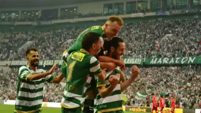 Bursaspor ilk yarıyı önde kapattı! Son dakikada şok gol…