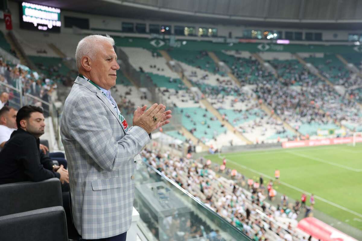 Büyükşehir ile gençlere Bursaspor sevgisi aşılanıyor