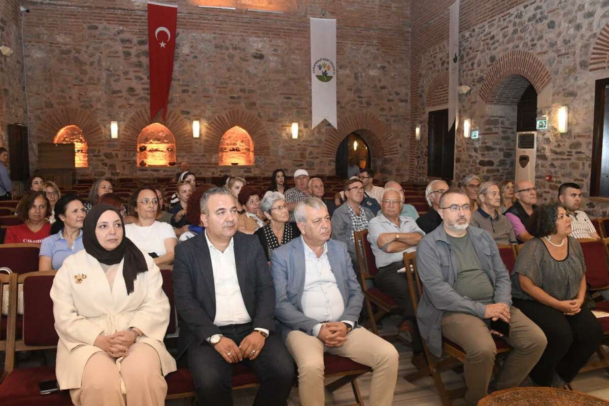 Dil Bayramı’nda Türkçe’nin önemi Osmangazi’de konuşuldu