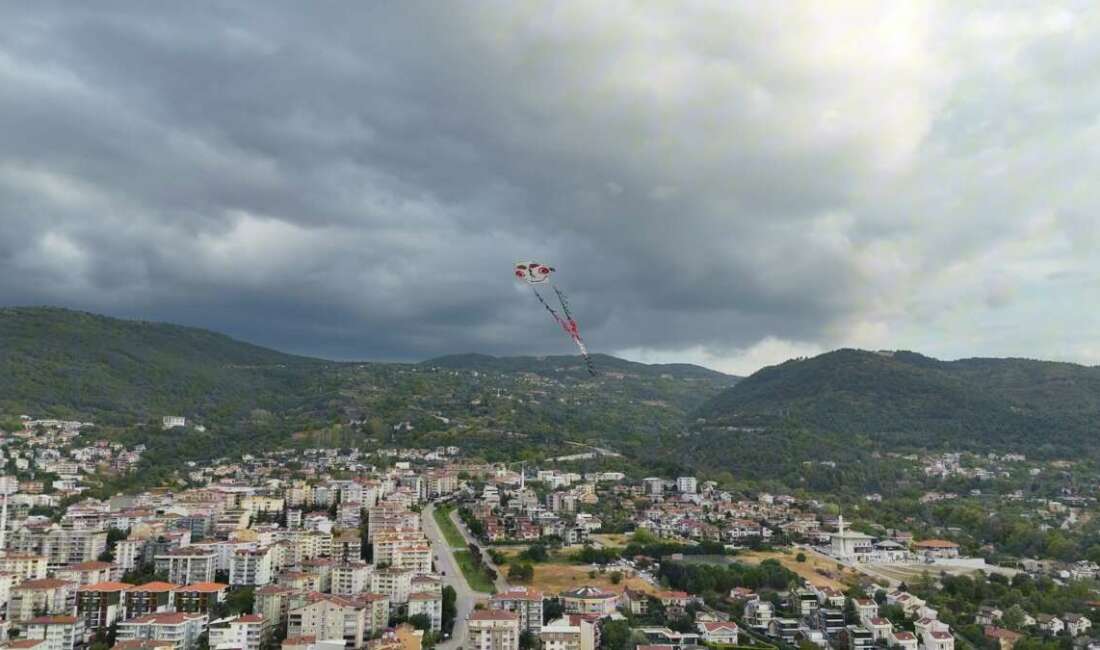 Bursa İl Müftülüğü tiyatro ekibi,