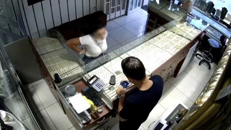 Erzincan’da bir kadın, arkadaşının