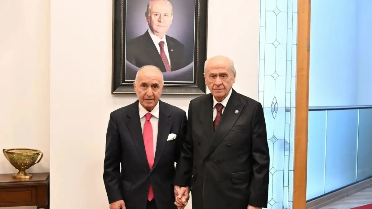 Hikmet Çetin’den Bahçeli’ye sürpriz ziyaret