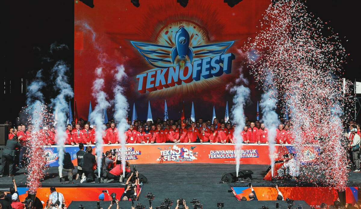 İnegöl Belediyesi gençleri Teknofest’e götürüyor