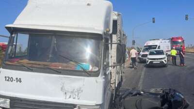 Kırmızı ışıkta kamyon dehşeti: 1 ölü, 1 yaralı