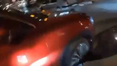 Motosiklet sürücüsünün feci kazası saniye saniye görüntülendi