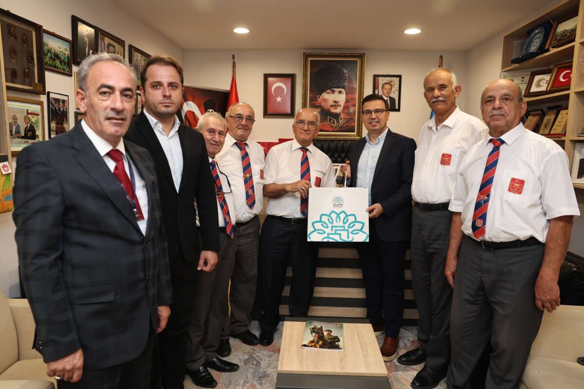 Nilüfer Belediyesi gazi ve şehit yakınlarının yanında