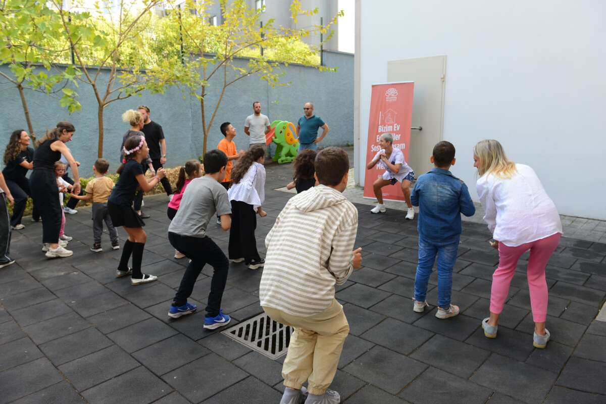 Nilüfer Belediyesi’nden engelli bireylere özel zumba etkinliği