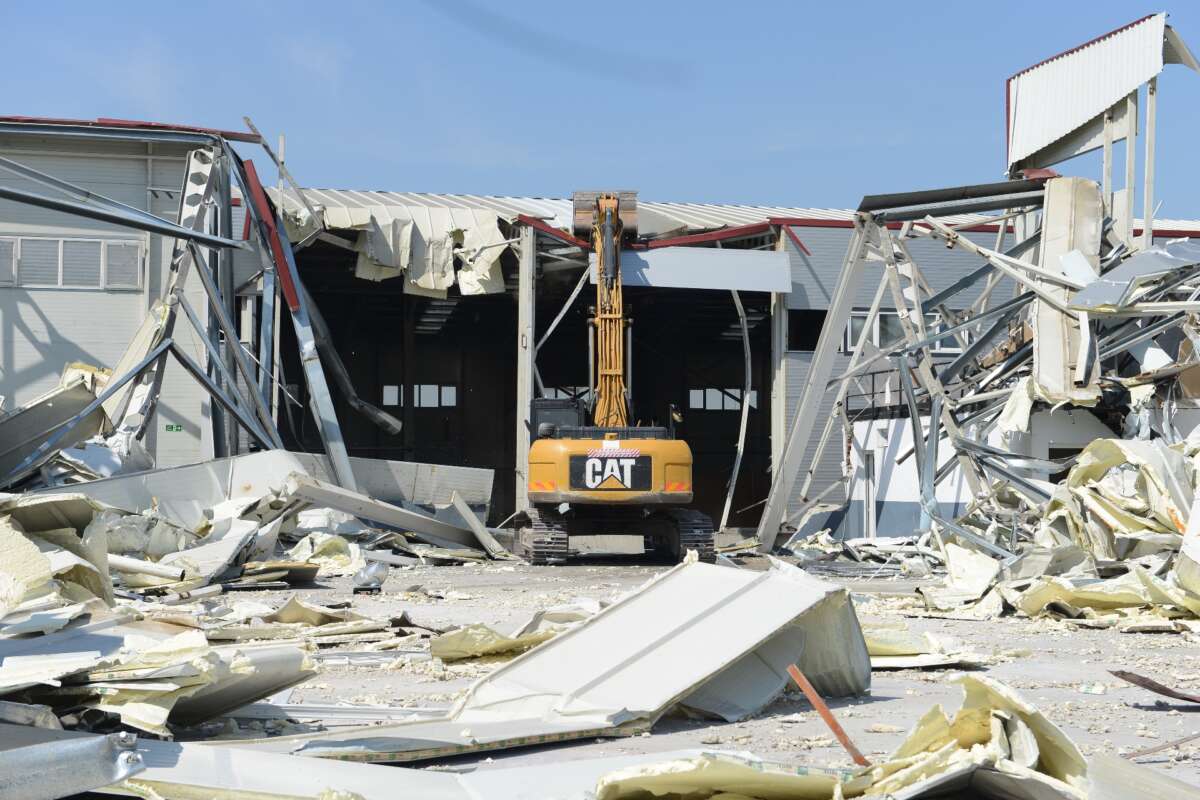 Nilüfer Tahtalı Mahallesi’nde 3 kaçak yapı yıkıldı