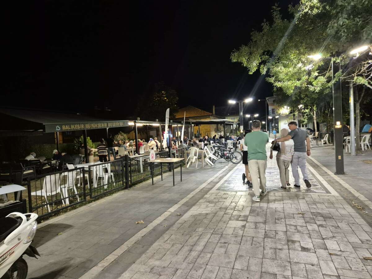 Sındırgı’da depremler sürüyor