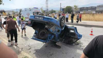 Takla atarak karşı yöne geçti: 2 yaralı