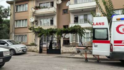 Yalnız yaşayan adam evinde ölü bulundu