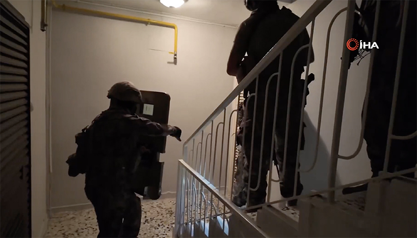 Bakan Yerlikaya: “161 DEAŞ terör örgütü üyesi şüpheli yakalandı”