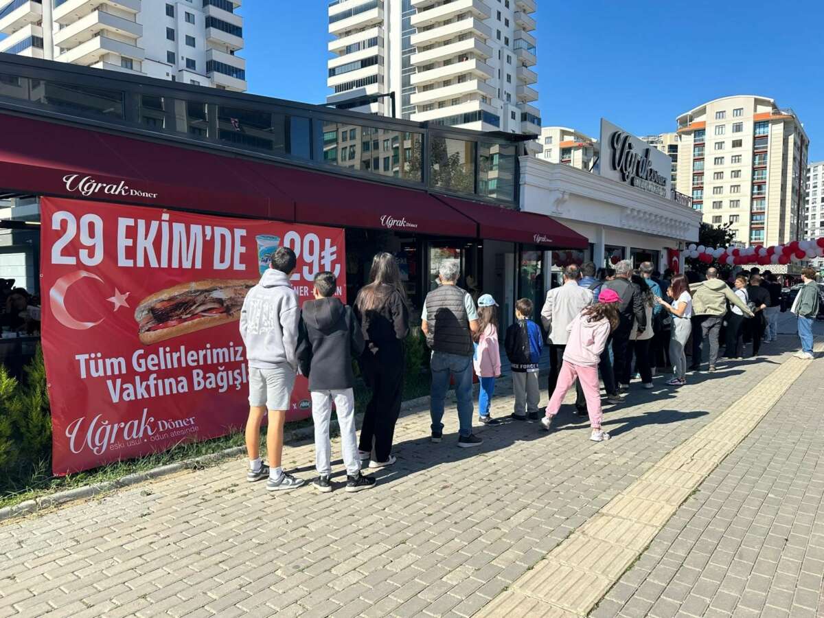 29 Ekim’de tavuk döner ve ayranı 29 liradan sattılar