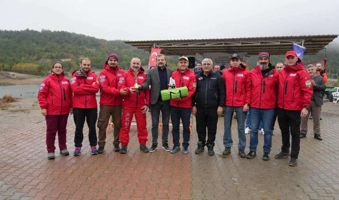 Arama kurtarma ekipleri Ericek Adrenalin Park’ta yarıştı Bursa'da, AFAD koordinasyonunda düzenlenen