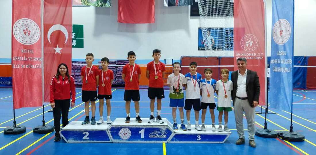 Osmangazi Belediyespor Badminton Takımı