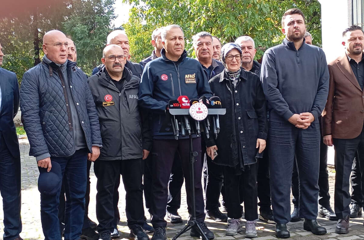 Bakan Yerlikaya: “112’ye 507 ihbar geldi, sadece 30’u hasarla ilgili”