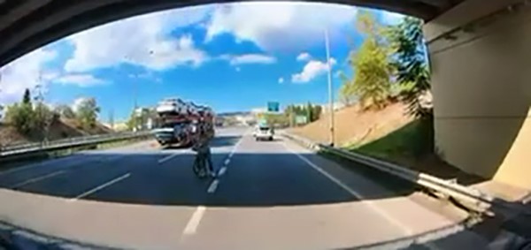  Bu sefer de tersten bisiklet geldi