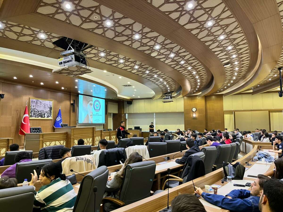 Bursa Büyükşehir’den stajyerlere oryantasyon eğitimi