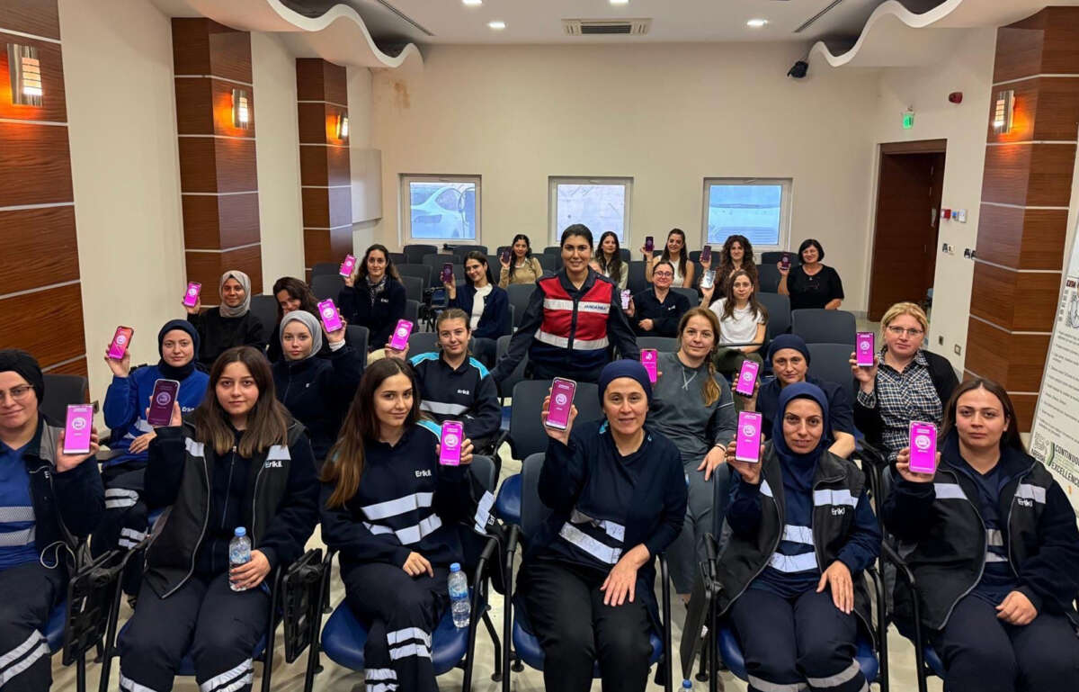 Bursa Jandarmasından kadına şiddete karşı yoğun mesai