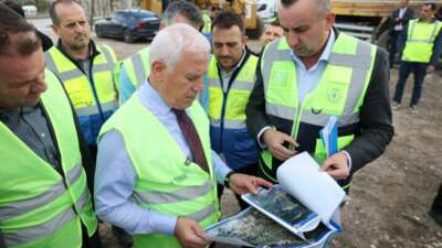Başkan Bozbey, Bursa’nın ilk metrobüs hattı çalışmalarını inceledi